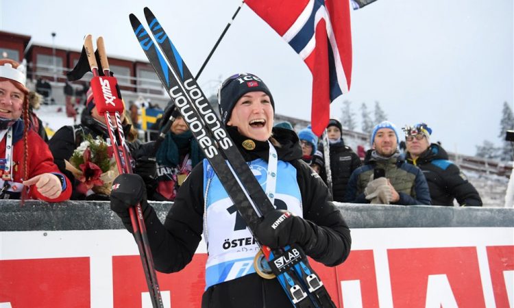 Pokljuške boje odpirajo ženske