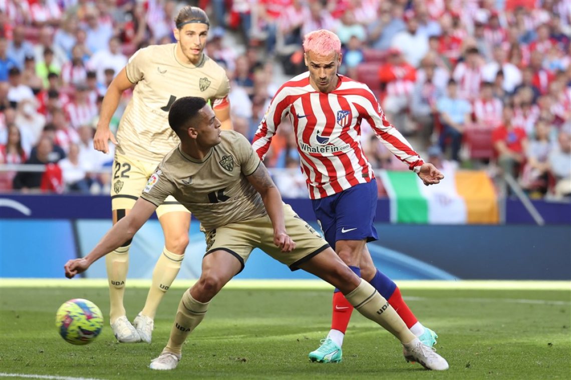 Atletico boljši od Almerie, spodrsljaj Barcelone
