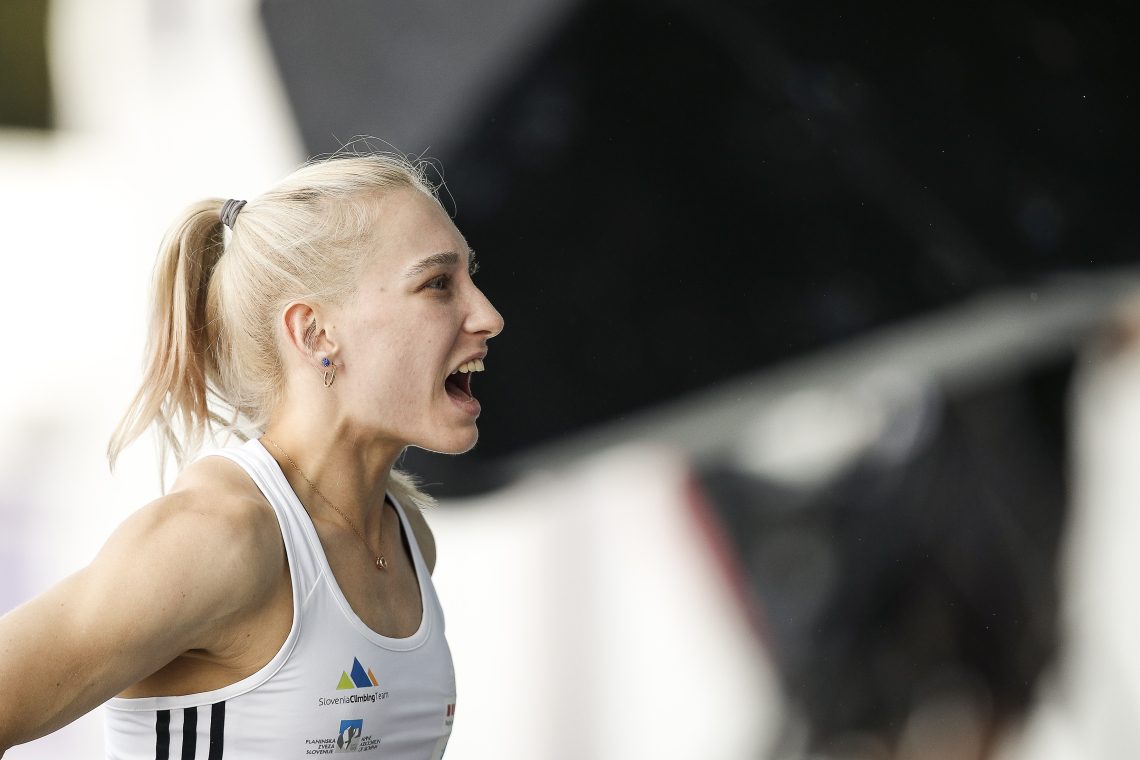 Janja Garnbret po poškodbi zmagala na prvi tekmi letos
