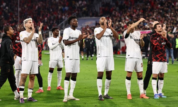 Bayern in Bayer z delitvijo točk 