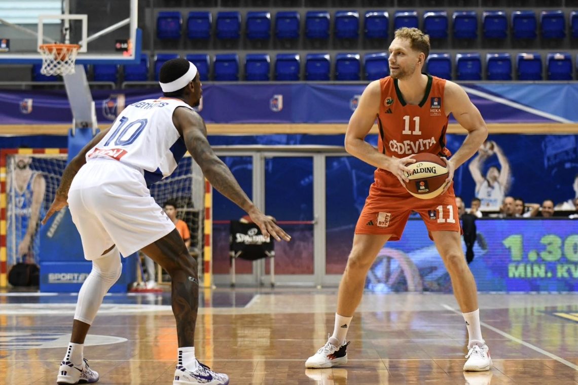 Košarkarji Cedevite Olimpije so v 3. krogu lige Aba premagali Mornar z 92:82 