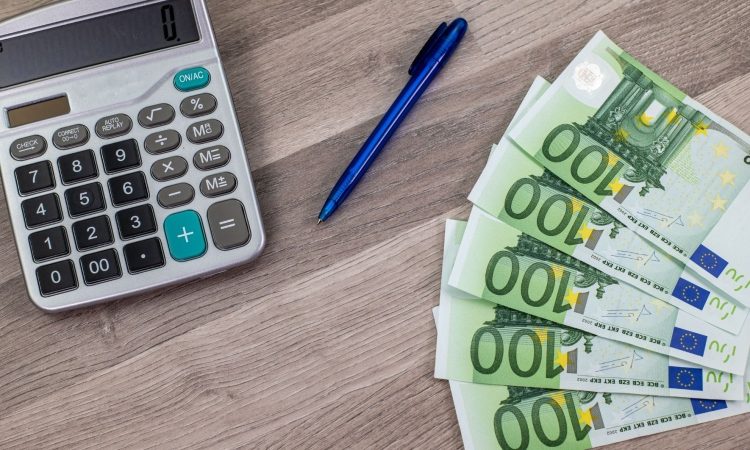 Skupna zadolženost občin konec lanskega leta znašala 1,3 milijarde evrov