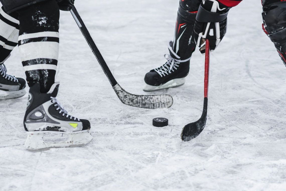 Utah ostaja neporažen, Kopitarjevi kralji po podaljšku izgubili v Bostonu