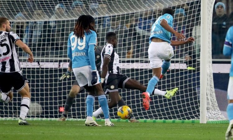 Napoli zmagal v Vidmu, Atalanta ostaja na vrhu