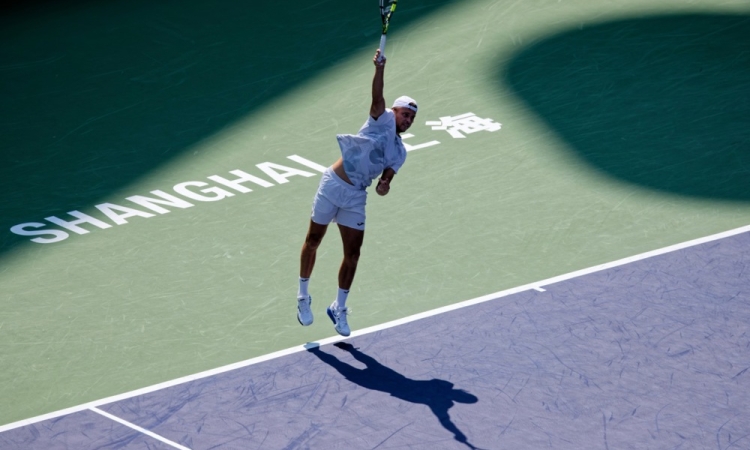 Müller in Nishikori finalista Hongkonga