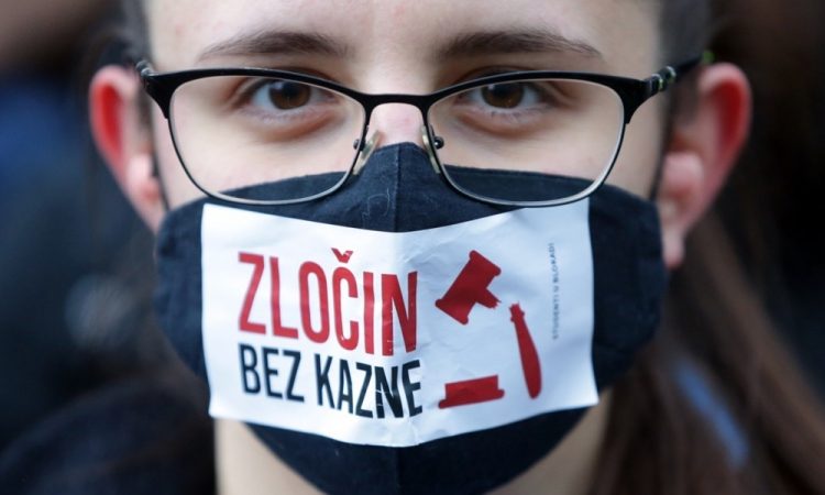 Režiserji in scenaristi Srbije zahtevajo umik svojih del z RTS