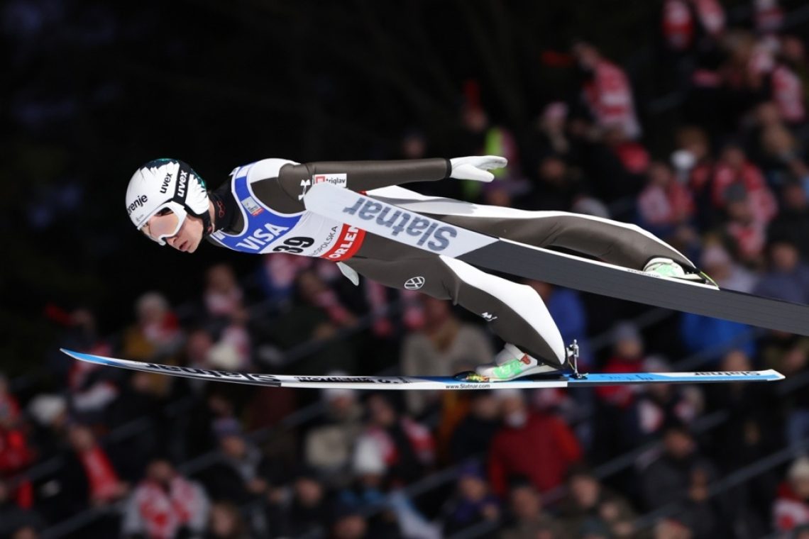 Lanišek tretji v Lake Placidu, Prevc osmi