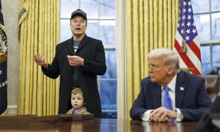 Elon Musk opozarja: ZDA brez zmanjšanja proračuna drvi v bankrot