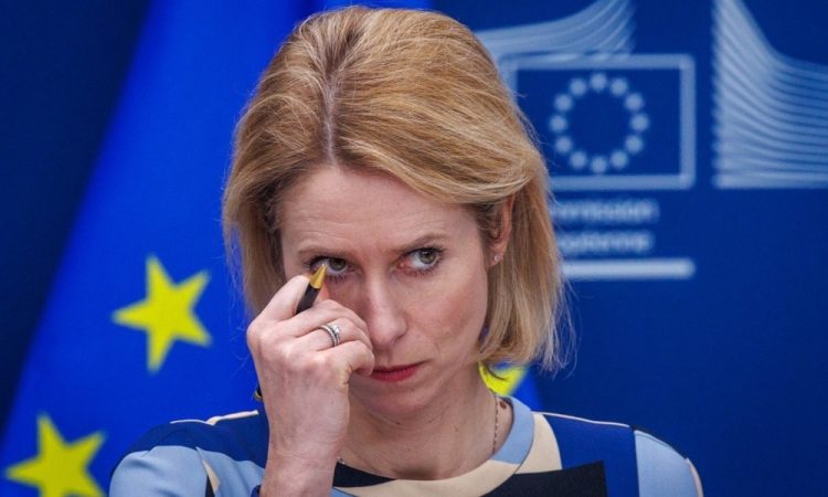 Kallas: Proti mirnim protestom v Srbiji ne bi smeli uporabljati sile