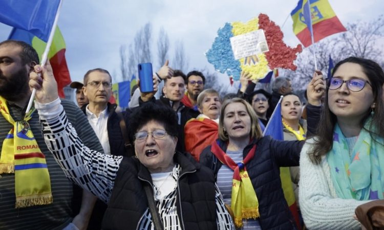 Romunska skrajna desnica z dvema kandidatoma za predsedniške volitve