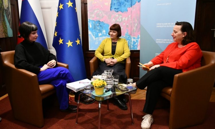 V Ljubljani gostili zamejski kulturni ustvarjalki Donatello Ruttar in Vido Rucli