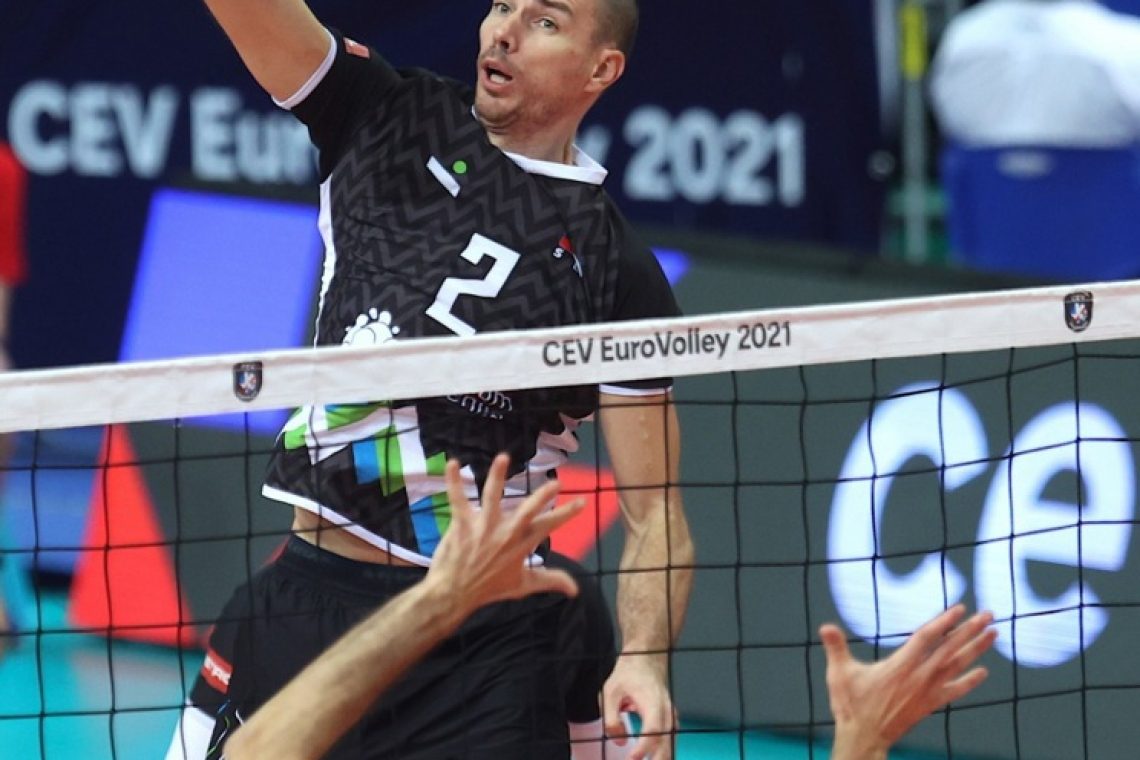 Pajenk pokalni prvak, Kozamernik v polfinalu italijanskega DP