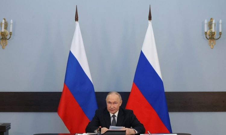 Putin pripravljen na dogovor o trajnem miru 