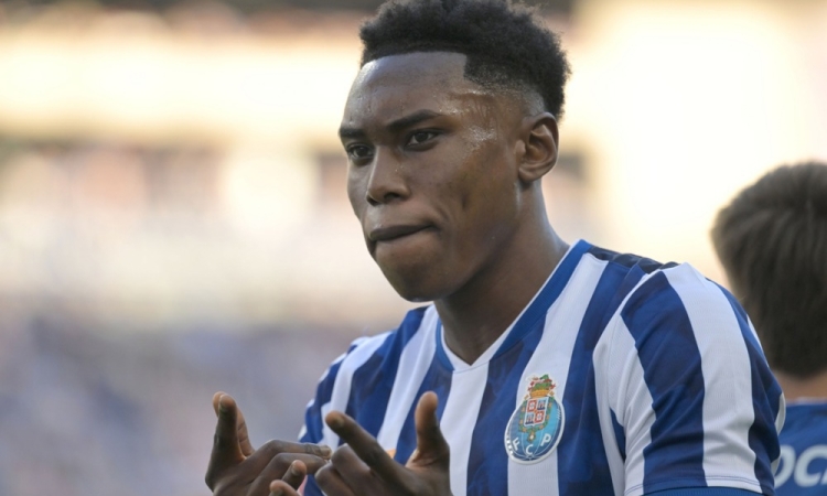 Porto in Palmeiras brez golov, Botafogo do prve zmage
