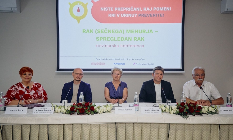 Kri v urinu je lahko znak raka sečnega mehurja