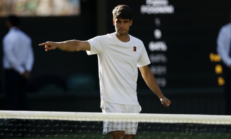 Alcaraz po štirih urah in pol v drugi krog Wimbledona