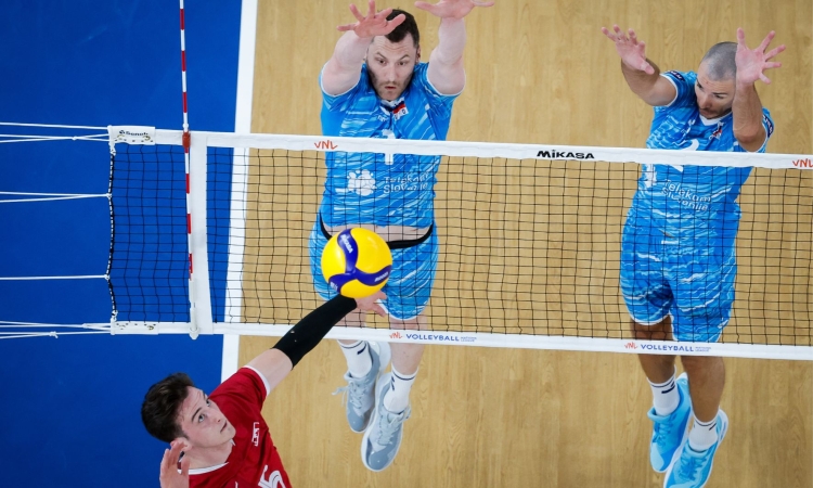 Slovenci v Stožicah ugnali Kanado in uspešno odprli domači turnir