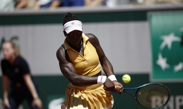 Kanadska najstnica na turnirju WTA v Montrealu izločila drugo igralko sveta