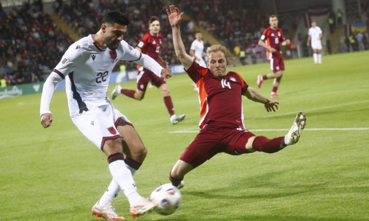 Broja okrepil Burnleyjev napad