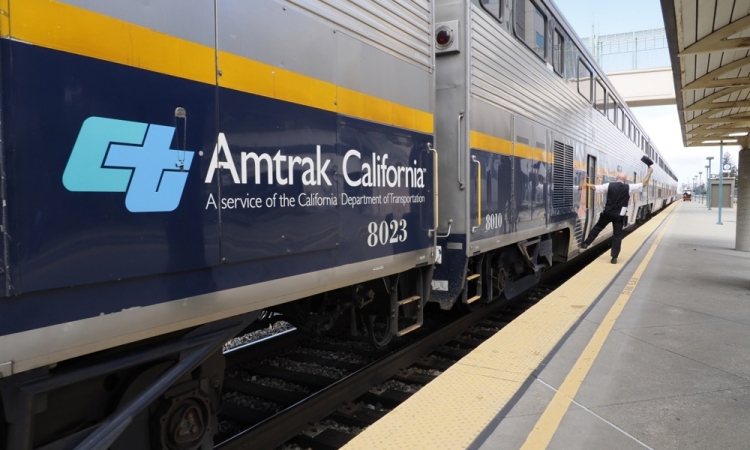 Amtrak uvaja novo generacijo hitrih vlakov Acela