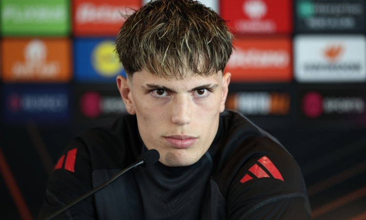 Garnacho dokončno iz Uniteda v Chelsea
