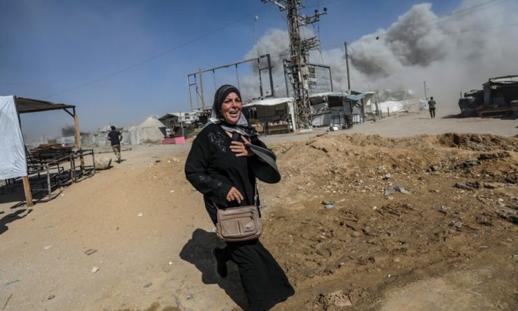 Netanjahu pozval k evakuaciji mesta Gaza ob stopnjevanju izraelskih napadov