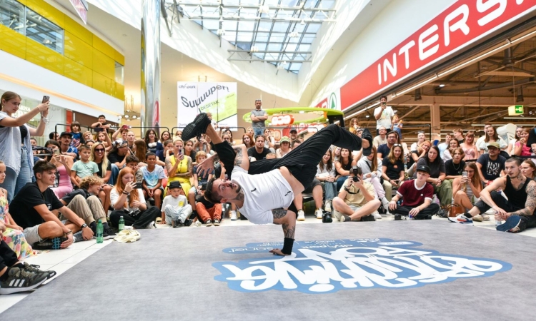 Breakdance spektakel v Cityparku