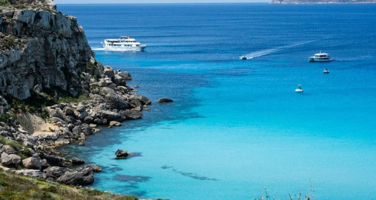 Italijansko sodišče ustavilo načrt za most med Sicilijo in celino