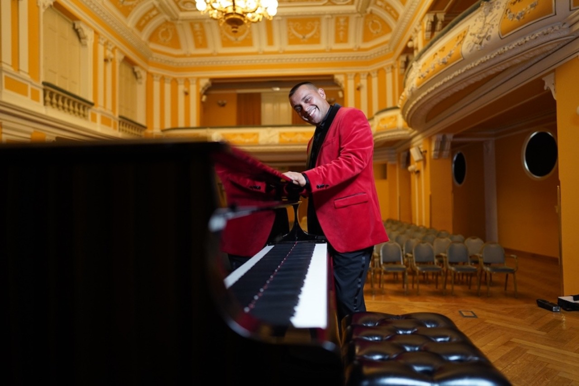 Uroš Perić prvi z jazz albumom v sodelovanju s tujim RTV big bandom