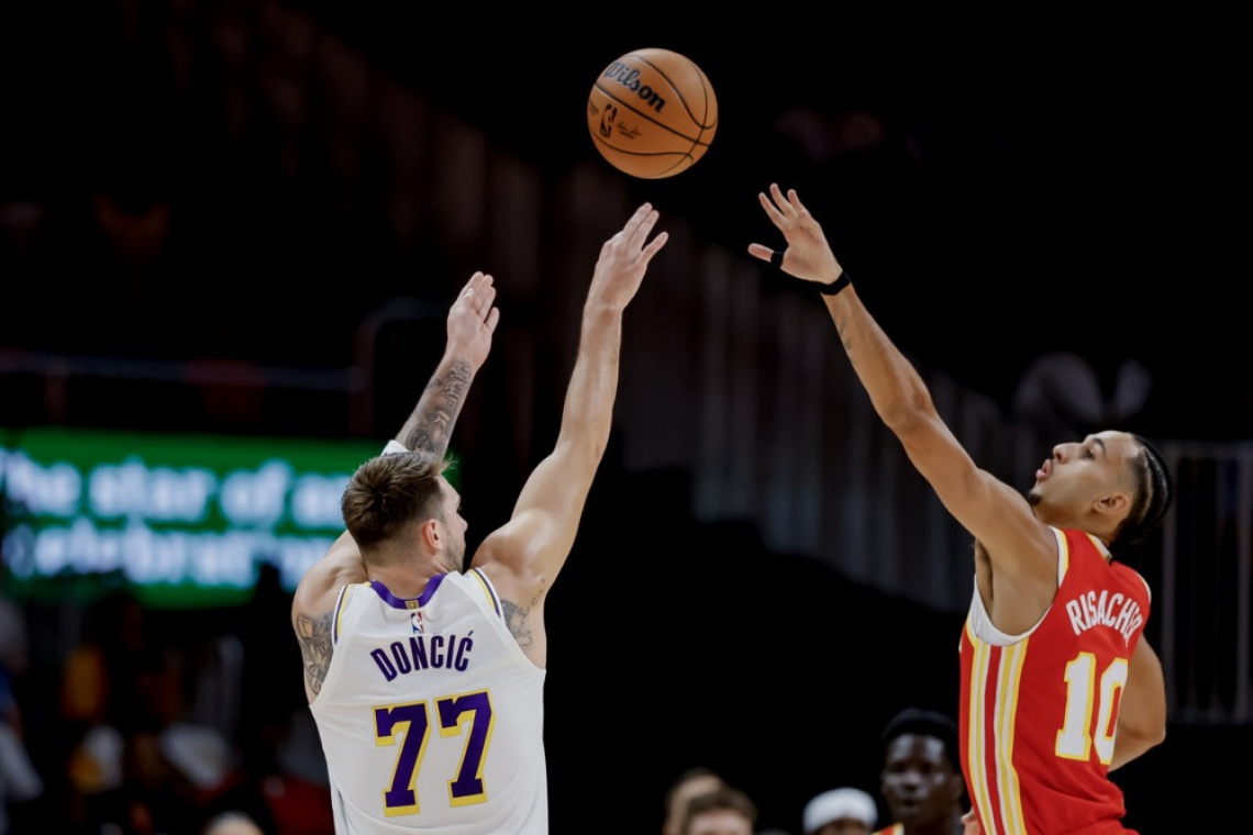 Dončić s trojnim dvojčkom popeljal Lakers do zmage v Salt Lake Cityju