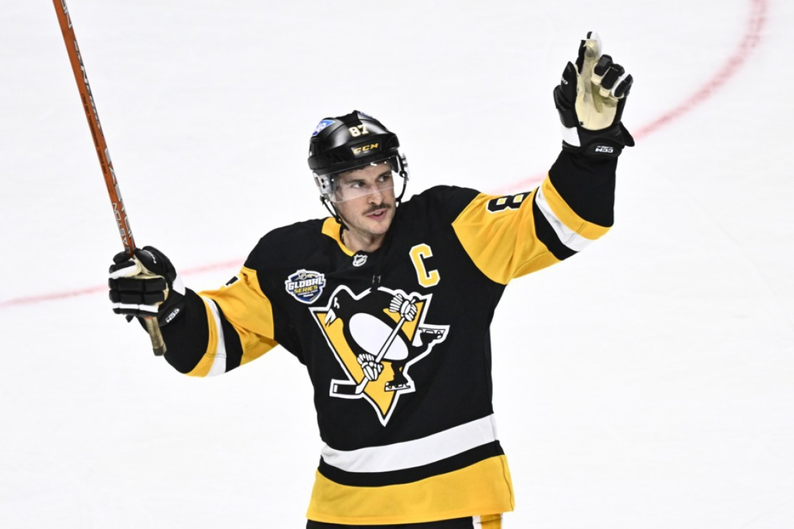 Crosby en mesec na bolniški