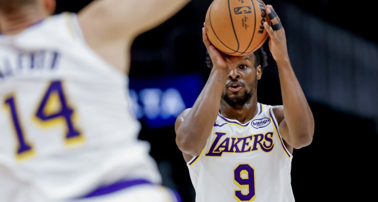 Lakers kljub 41 točkam Dončića tudi iz Phoenixa praznih rok