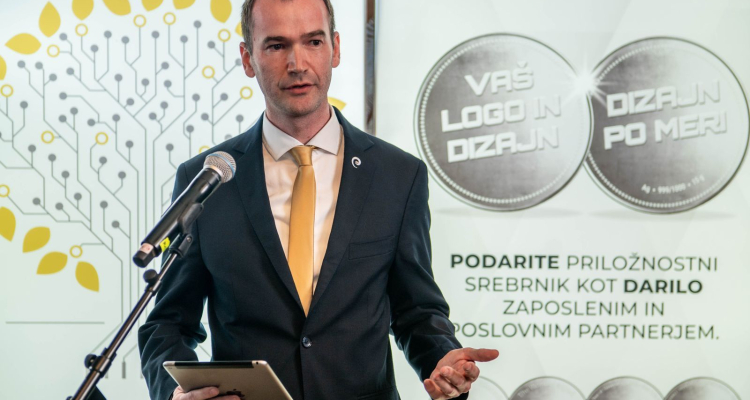 Plemenite kovine kot zaščita premoženja v času negotovosti