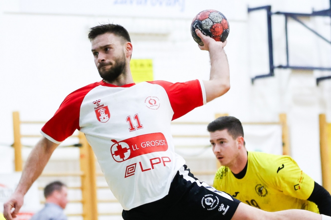 Slovan in Trimo zmagala pred začetkom končnice za prvaka