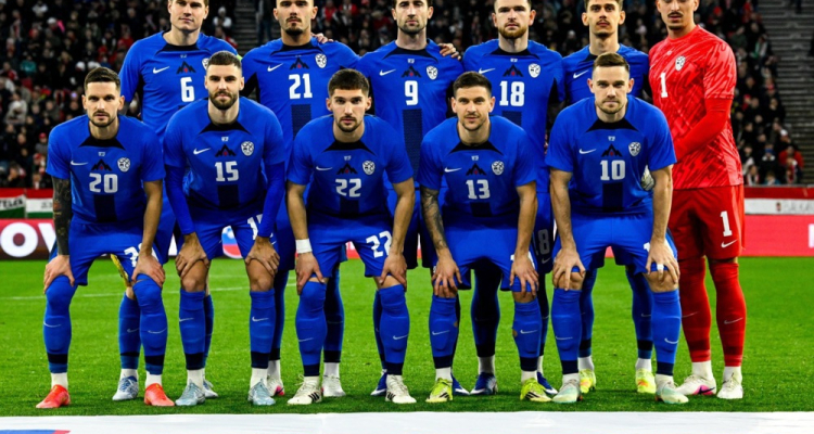 Slovenska nogometna vrsta po zmago v Črno goro