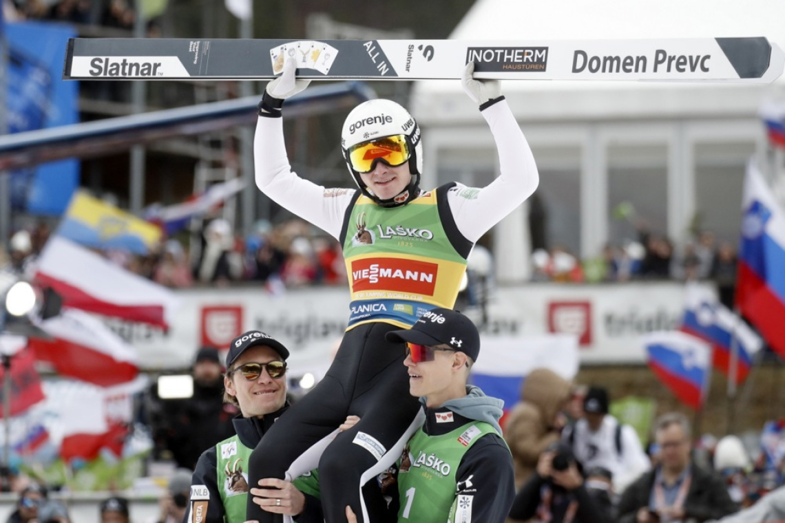 Planica znova združila šport, rekorde in poslovne dogodke