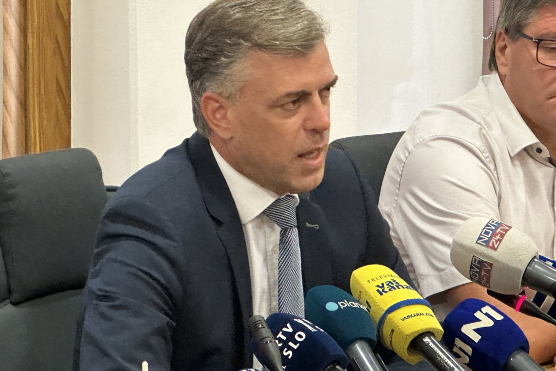 Macedoni z odprtim pismom odpira vprašanje zaščite otrok in žrtev