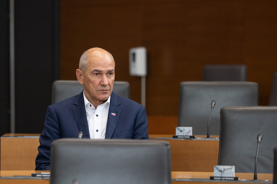 Janša v petek pred poslance po mandat