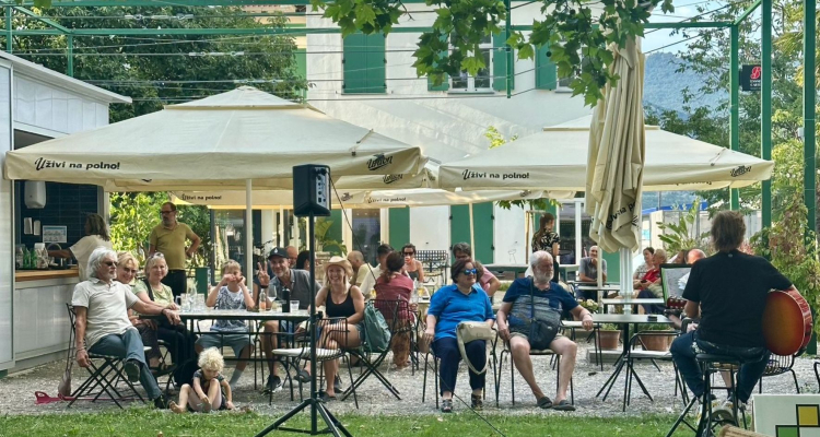 EPIC distrikt vstopil v poletje z razstavami, glasbo in mednarodnim sodelovanjem